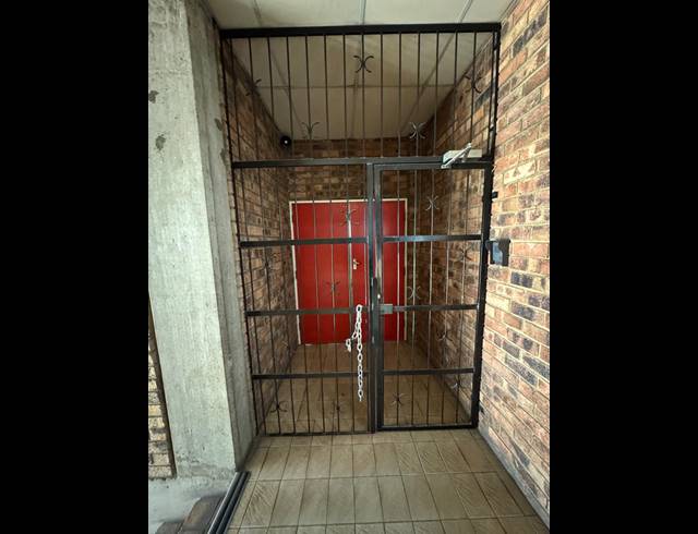 496M² WAREHOUSE TO LET IN WYNBERG